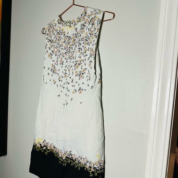 Giambattista Valli Short Sleeve Daisy Print Floral Lace Sheath Dress Size XS - Picture 11 of 14